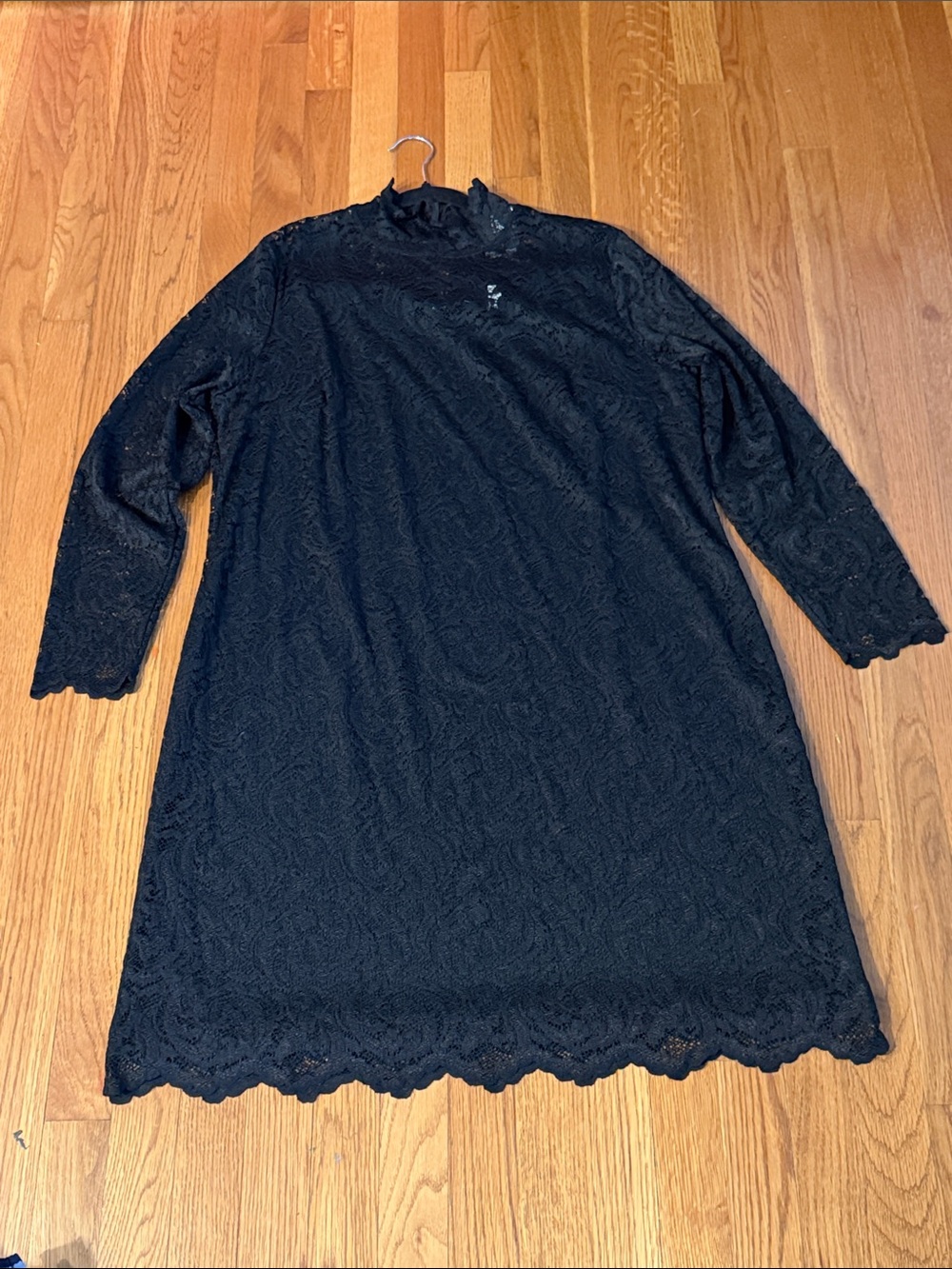 Isaac Mizrahi Black Lace Shift Dress